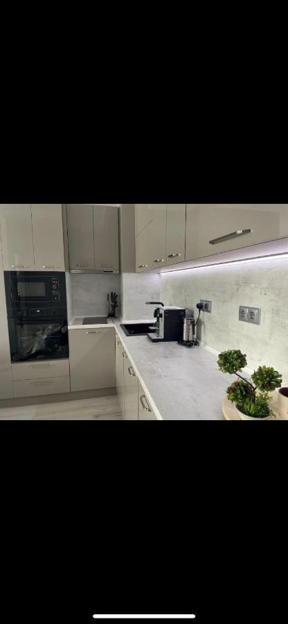 Brand New First Line Sea View 2 Bedroom Apartment ブルガス エクステリア 写真