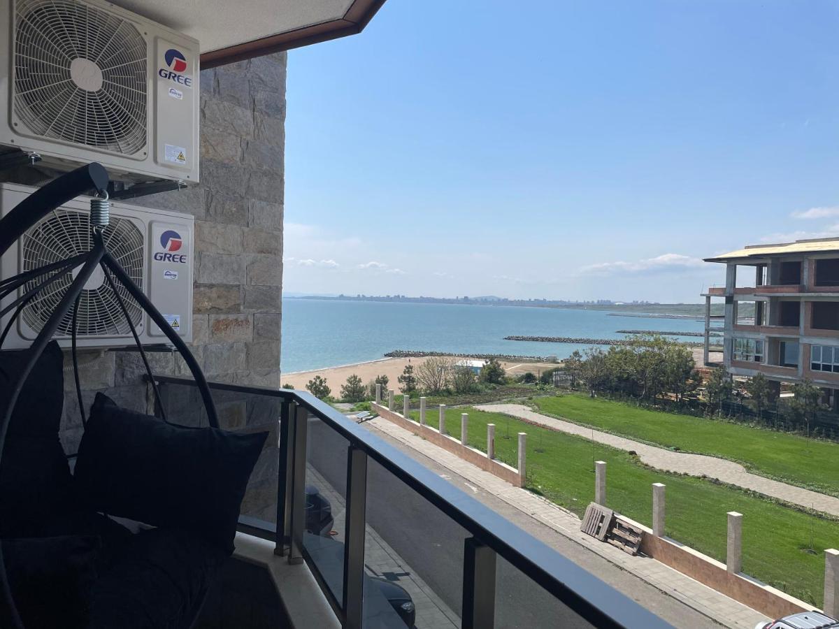 Brand New First Line Sea View 2 Bedroom Apartment ブルガス エクステリア 写真