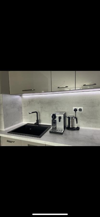 Brand New First Line Sea View 2 Bedroom Apartment ブルガス エクステリア 写真